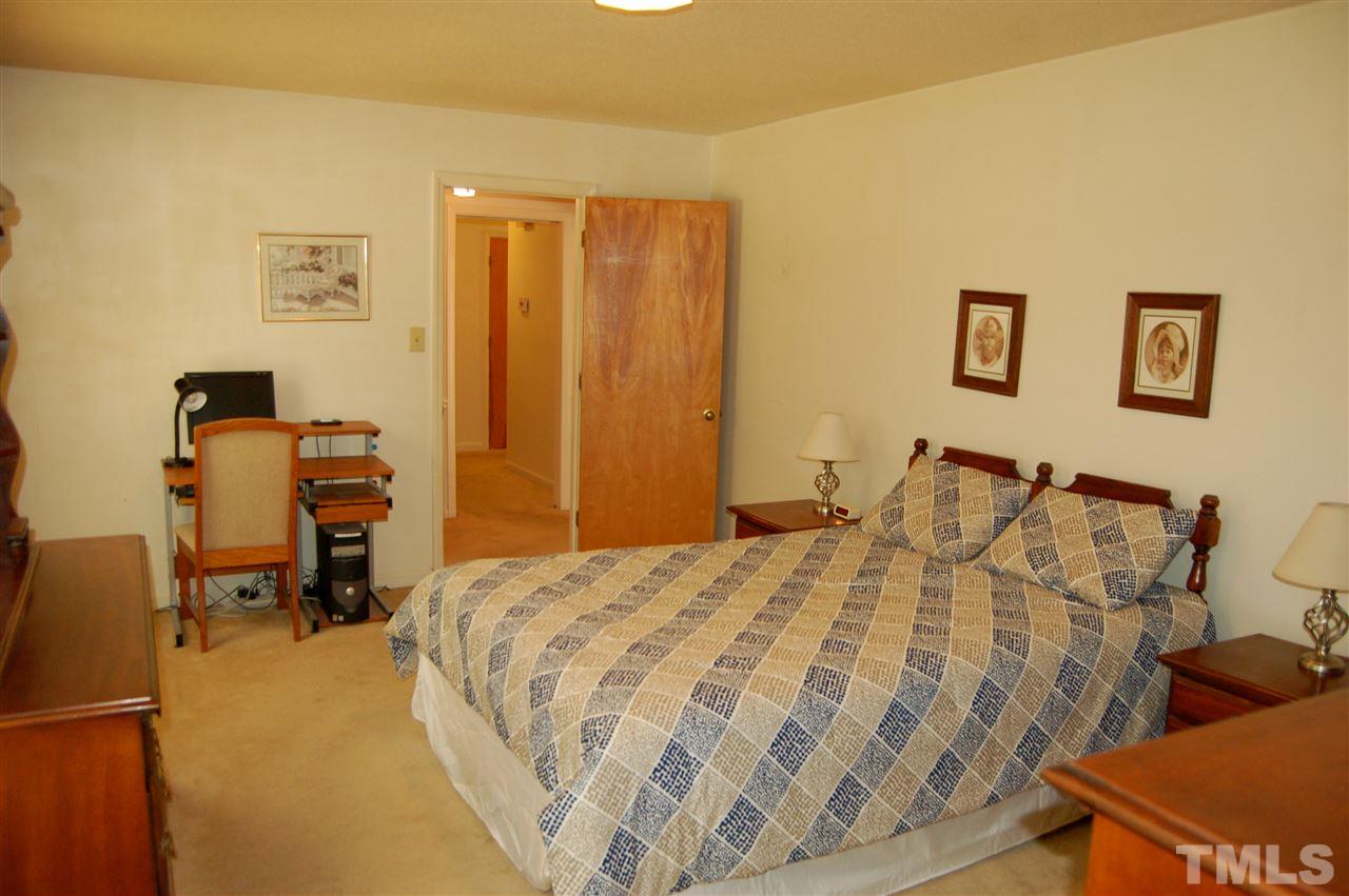 804 Valetta Road Durham, NC 27712 - Photo 18 of 28