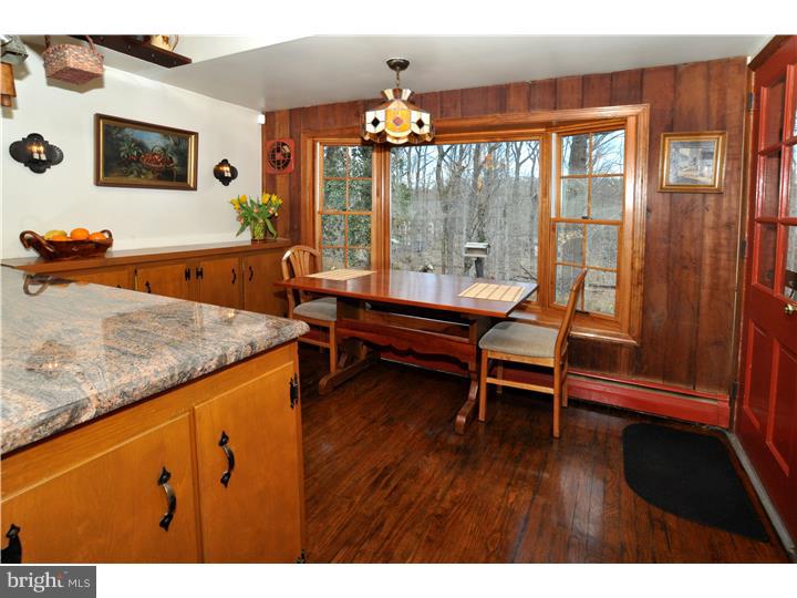 2334 Fairway Road Huntingdon Valley, PA 19006 - Photo 8 of 25 Kitchen
