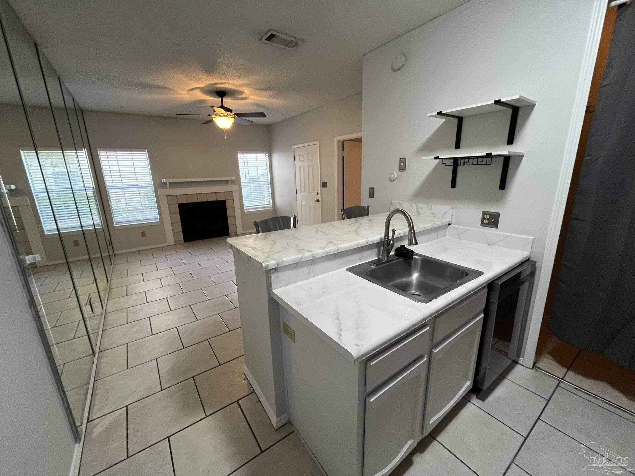 501 East Burgess Road, Unit C2 Pensacola, FL 32504 - Photo 14 of 39