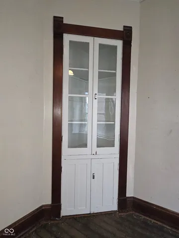 $99,000 | 518 South Harrison Street, Shelbyville, IN 46176