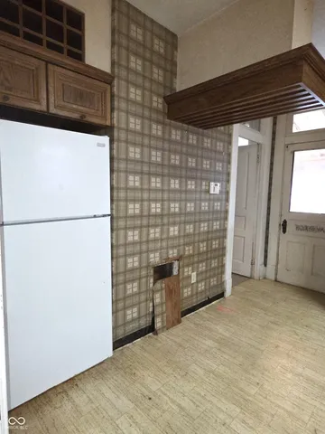 $99,000 | 518 South Harrison Street, Shelbyville, IN 46176