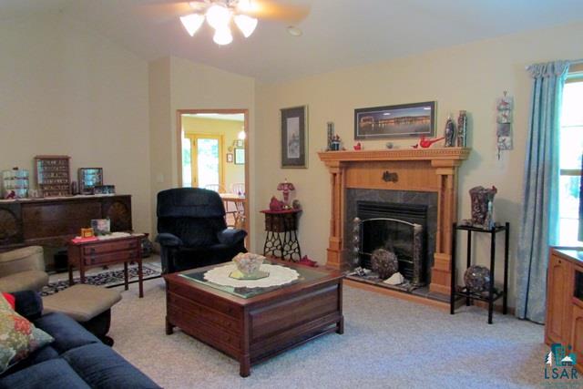 3886 Crosby Road Cloquet, MN 55720 - Photo 5 of 24 Living Room