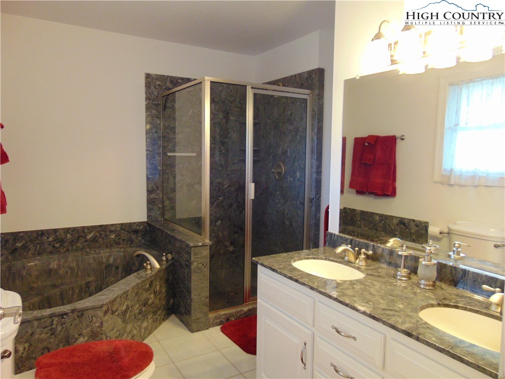 240 Hickory Mountain Road Sparta, NC 28675 - Photo 14 of 32 Gallery Image 14