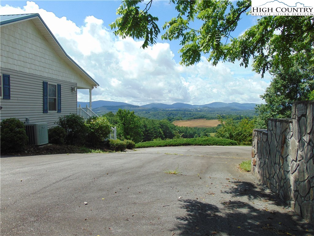 240 Hickory Mountain Road Sparta, NC 28675 - Photo 24 of 32 Gallery Image 24