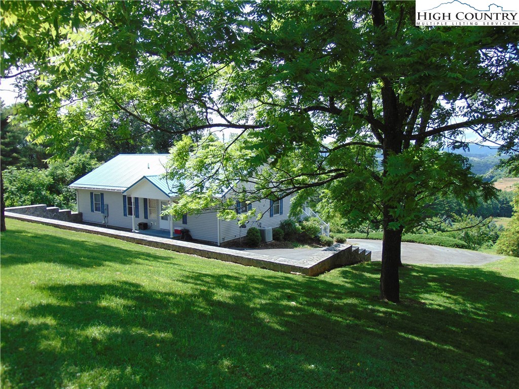 240 Hickory Mountain Road Sparta, NC 28675 - Photo 29 of 32 Gallery Image 29