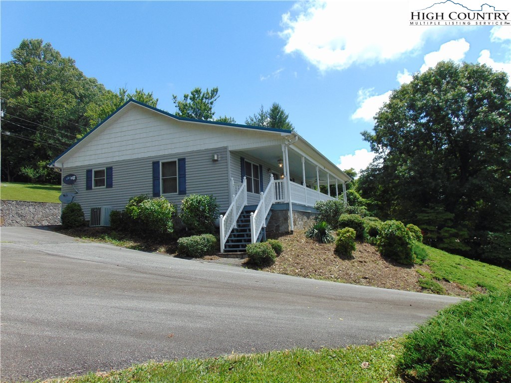 240 Hickory Mountain Road Sparta, NC 28675 - Photo 30 of 32 Gallery Image 30