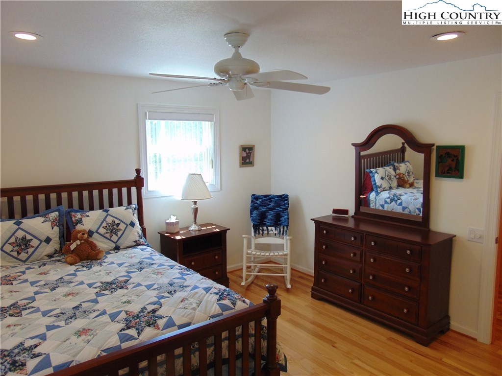 240 Hickory Mountain Road Sparta, NC 28675 - Photo 10 of 32 Gallery Image 10