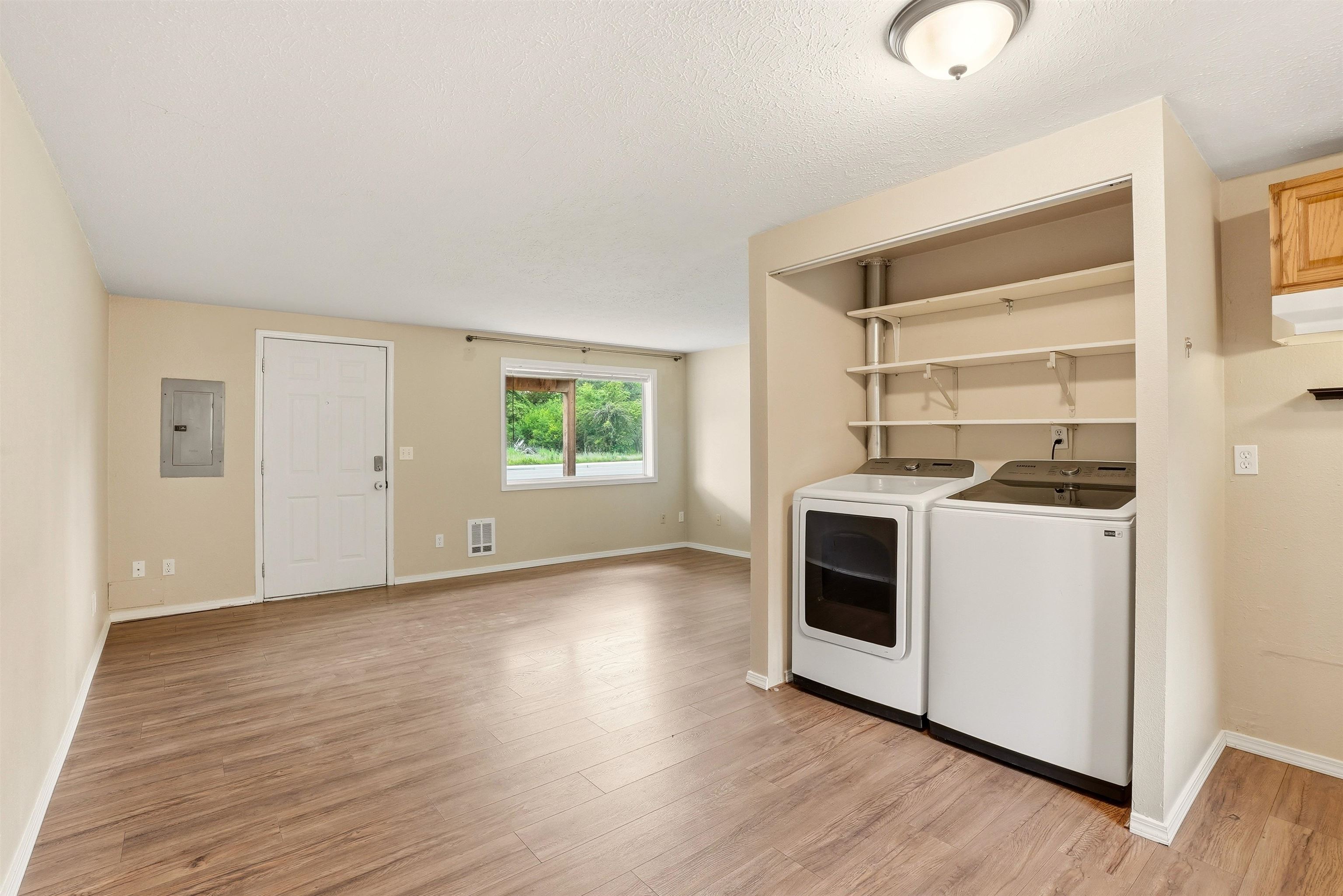 104-108 North Colville Road Deer Park, WA 99006 - Photo 7 of 47