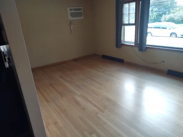 $1,400 | 881 Columbus Street, Unit 3, Sun Prairie, WI 53590