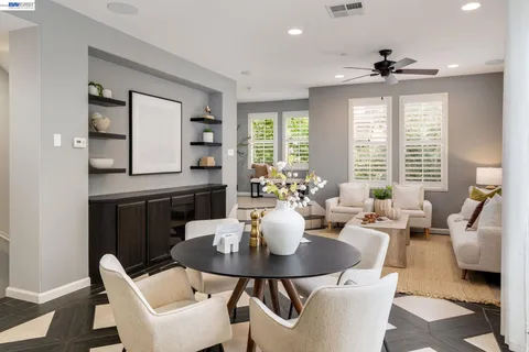 $825,000 | 164 Heligan Lane, Unit 8, Livermore, CA 94551