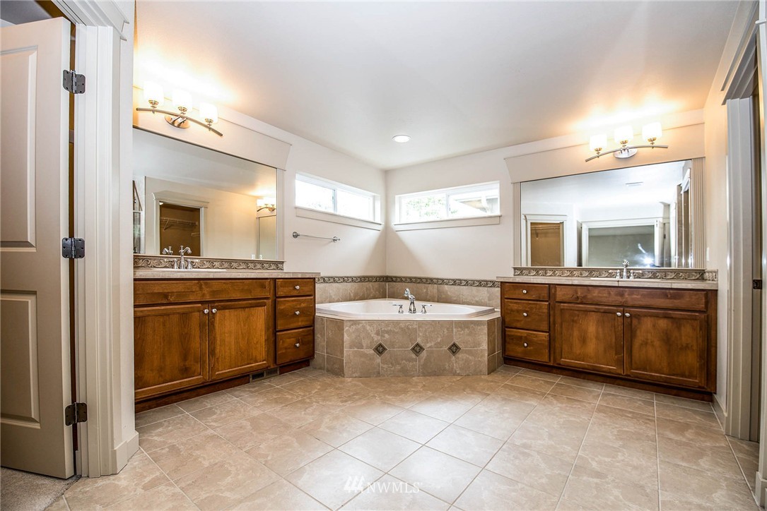16625 41st Avenue Southeast Bothell, WA 98012 - Photo 18 of 25