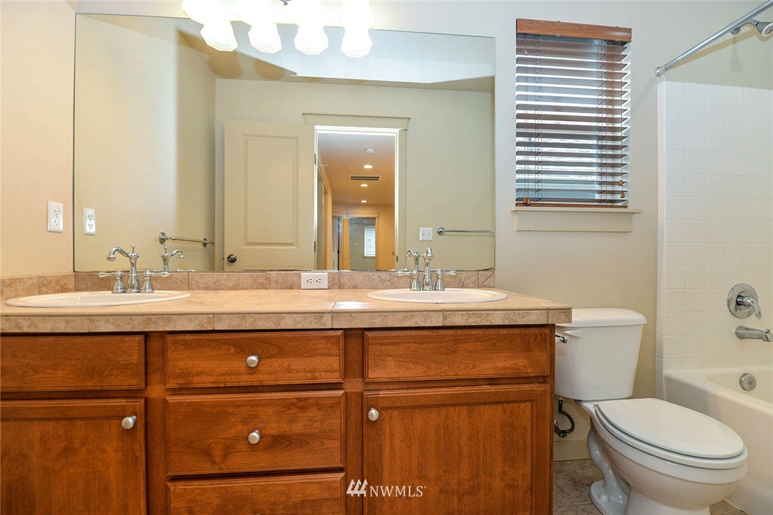 16625 41st Avenue Southeast Bothell, WA 98012 - Photo 23 of 25