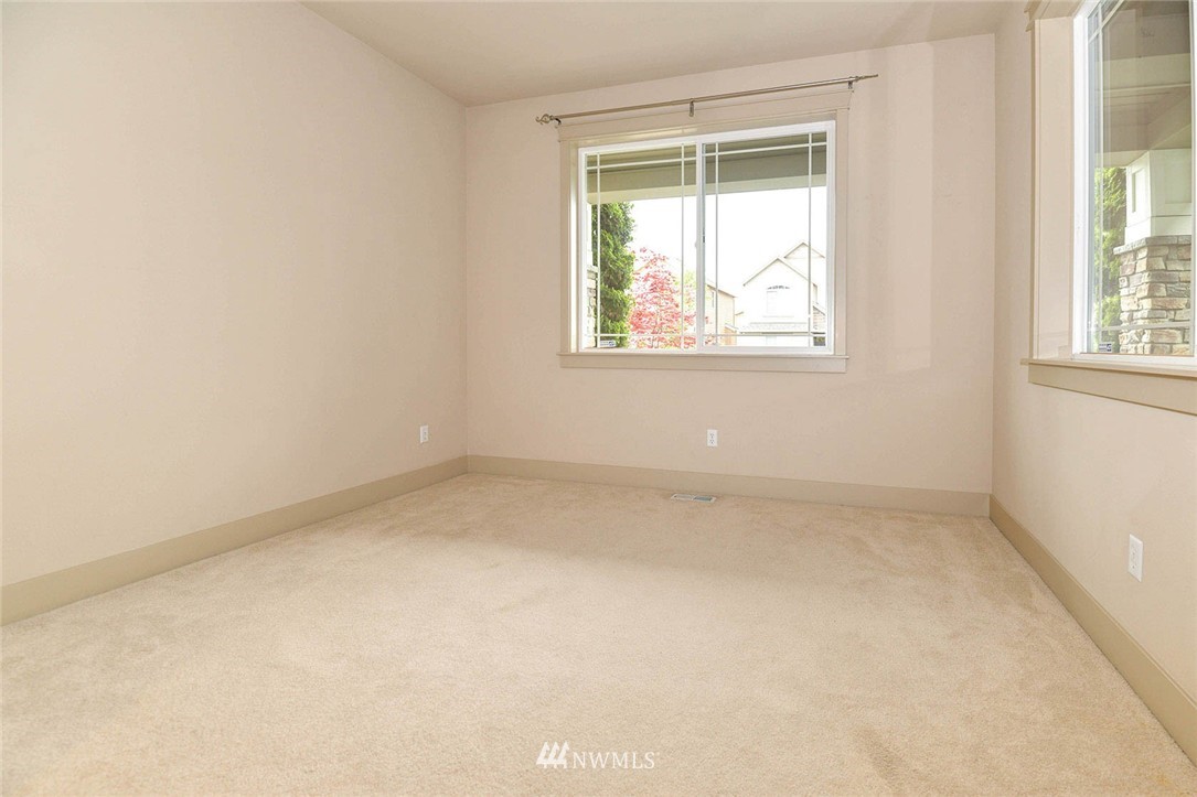 16625 41st Avenue Southeast Bothell, WA 98012 - Photo 4 of 25