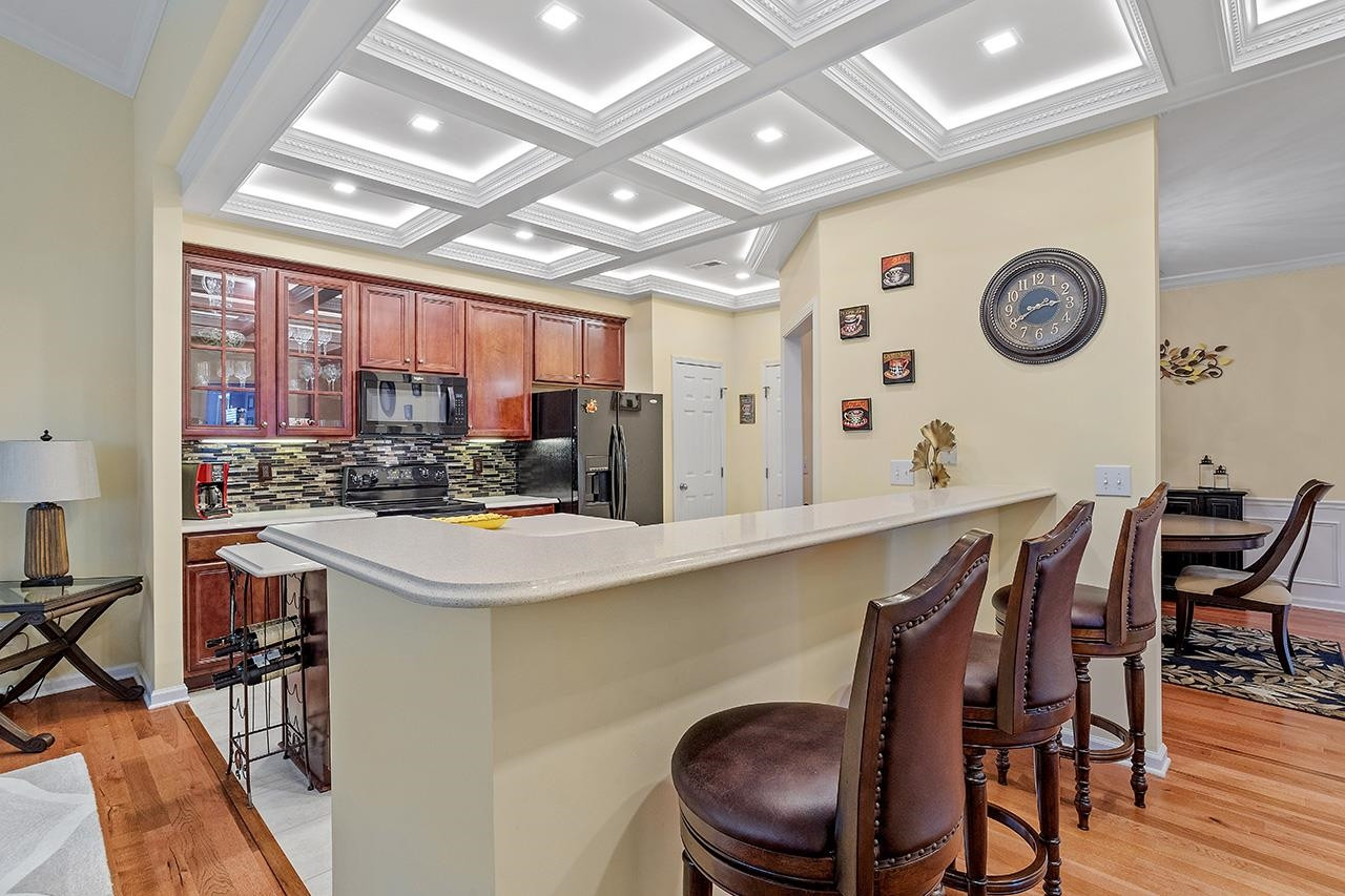 10376 Dapping Drive Raleigh, NC 27614 - Photo 20 of 29 Bar for Casual Dining