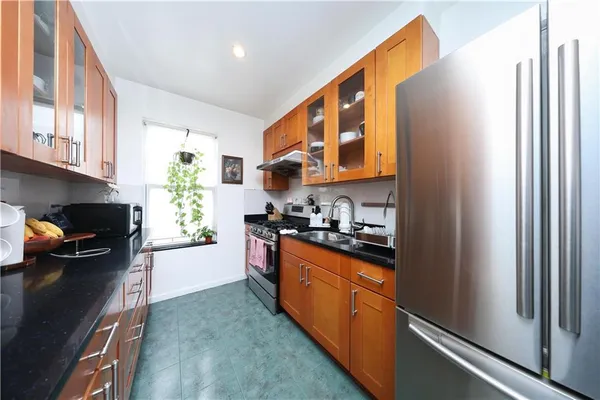 $1,599,000 | 6322 23rd Avenue | Mapleton