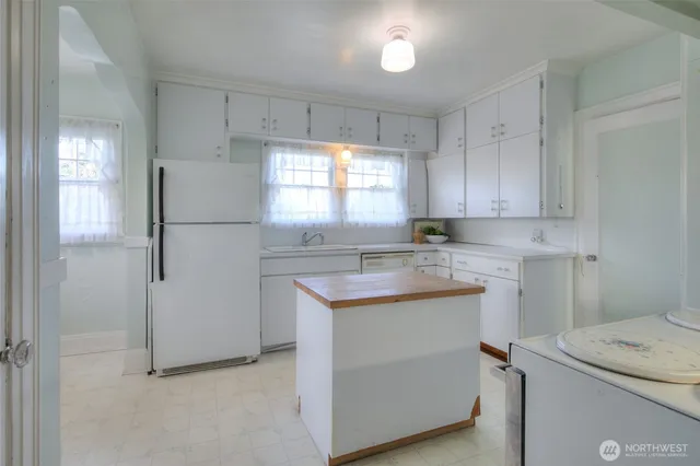 $249,000 | 1700 West 6th Street, Aberdeen, WA 98520