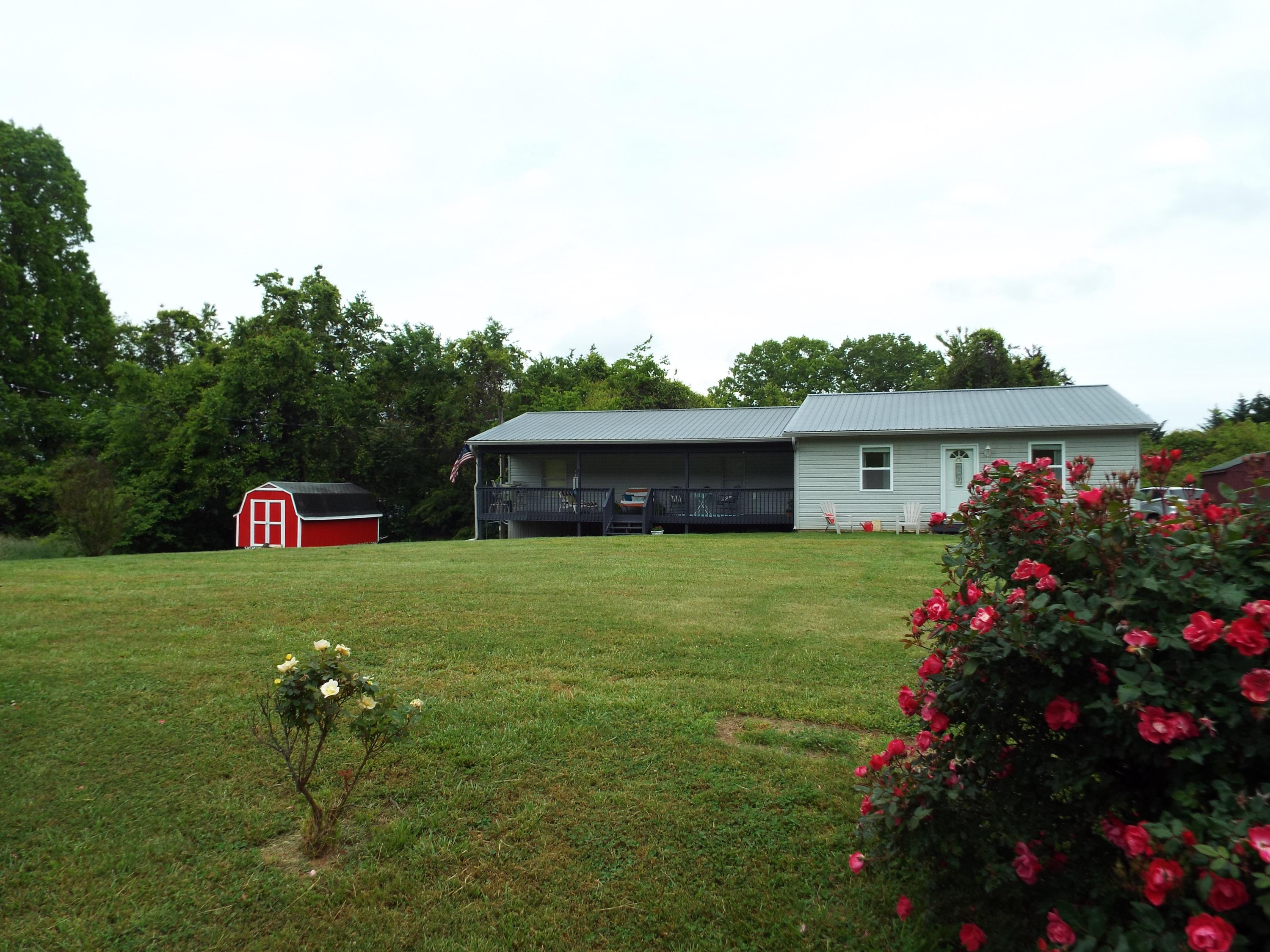 1925 Rugged Range Road Bean Station, TN 37708 - Photo 1 of 47 92582B59-F07F-4B4B-B777-665AF378F721
