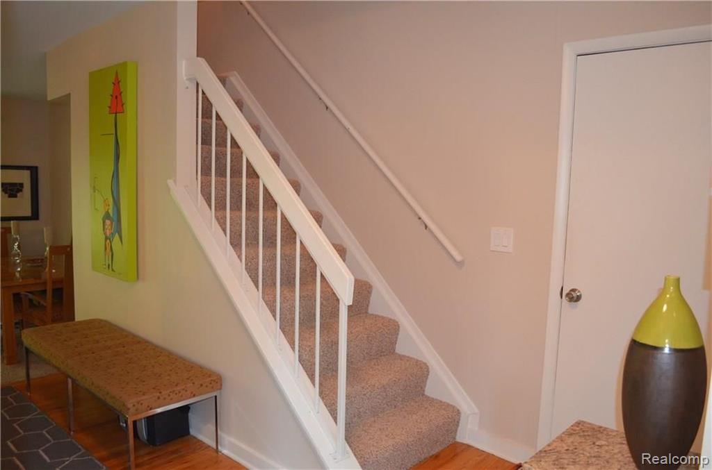 1576 Gas Light Lane Rochester Hills, MI 48306 - Photo 28 of 49