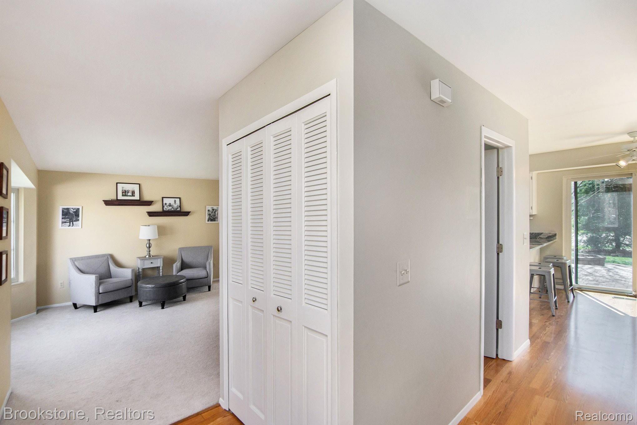 744 Baker Street Rochester, MI 48307 - Photo 19 of 38 BPG_8023.jpg
