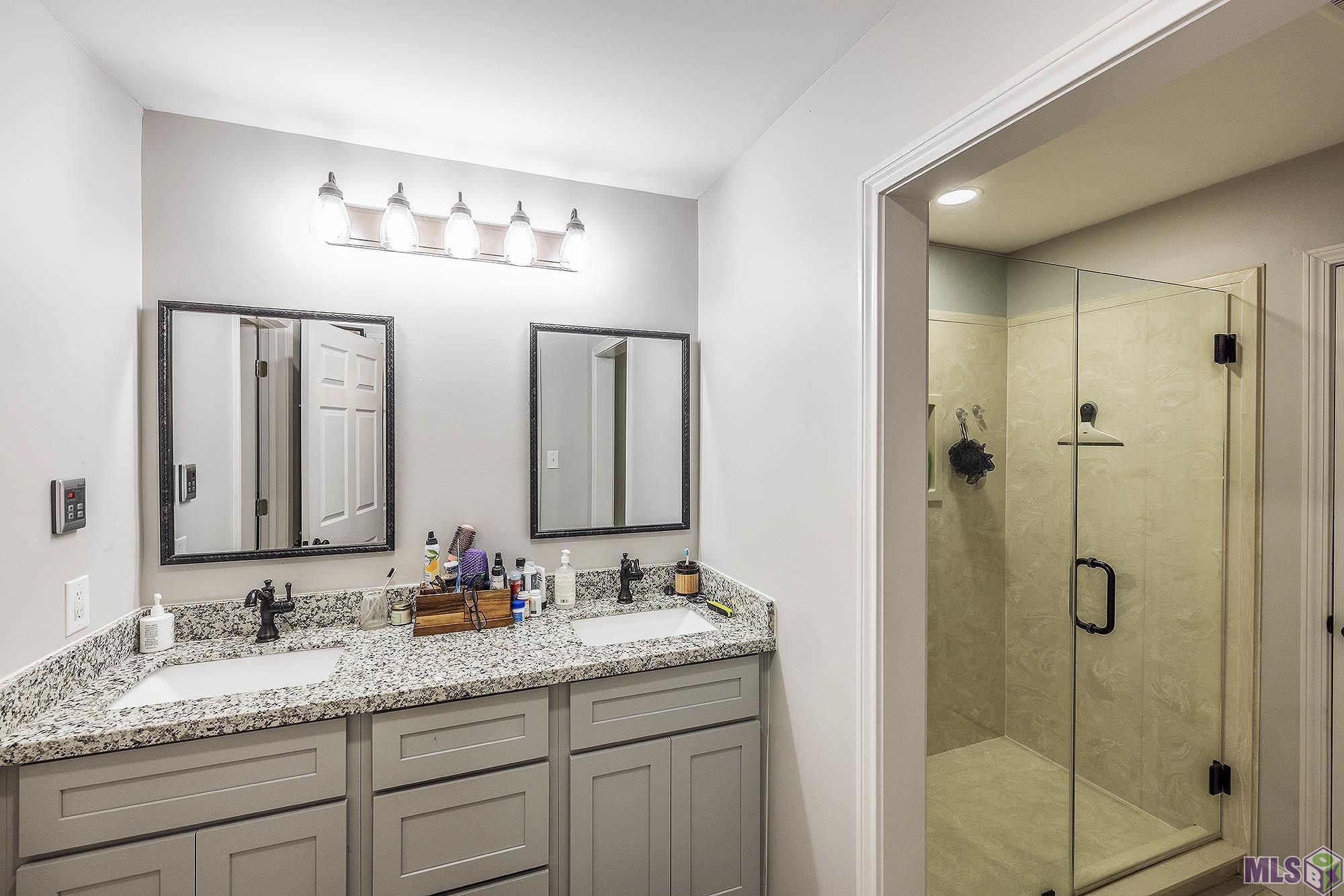 3902 Southdown Mandalay Road Houma, LA 70360 - Photo 11 of 47