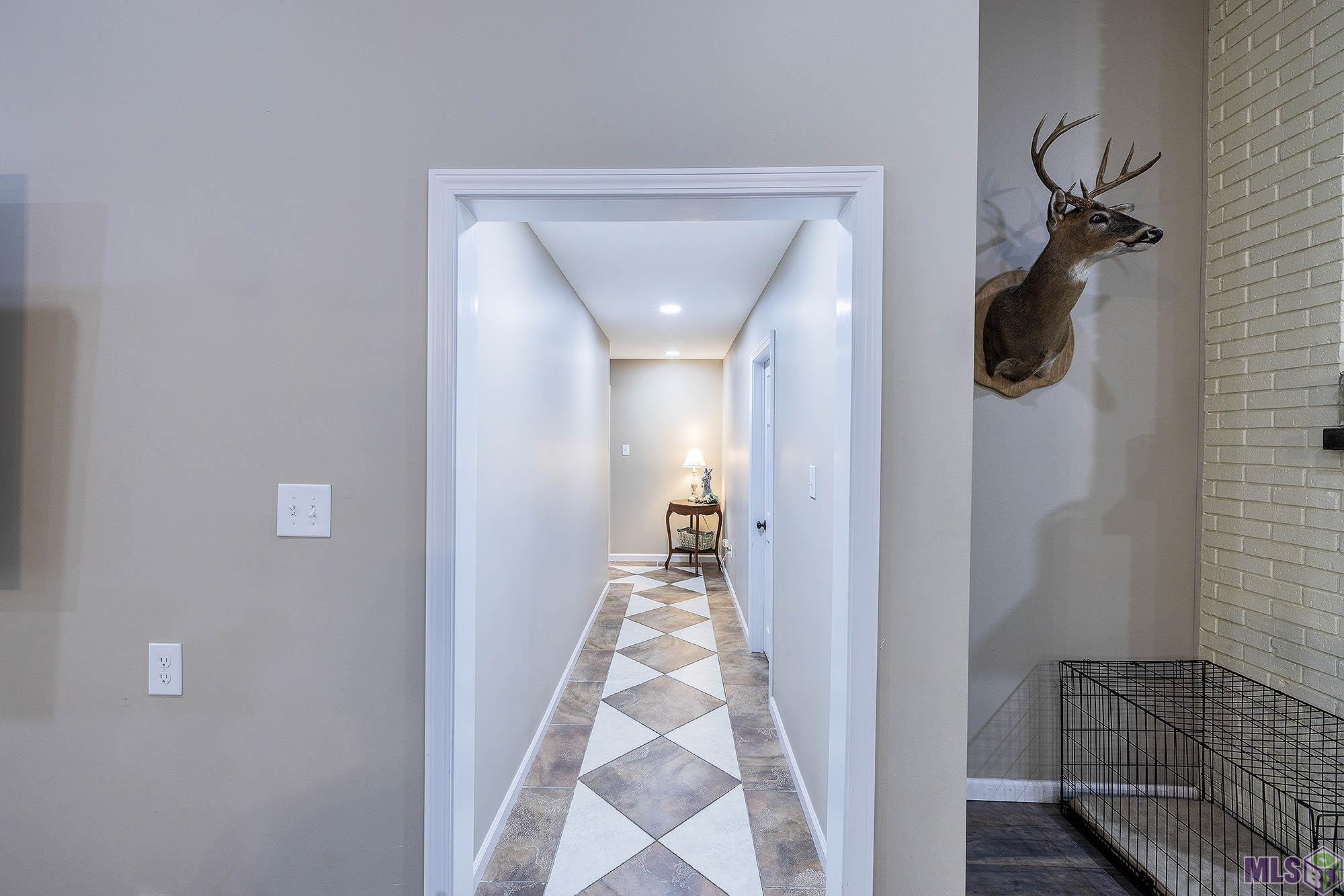 3902 Southdown Mandalay Road Houma, LA 70360 - Photo 15 of 47