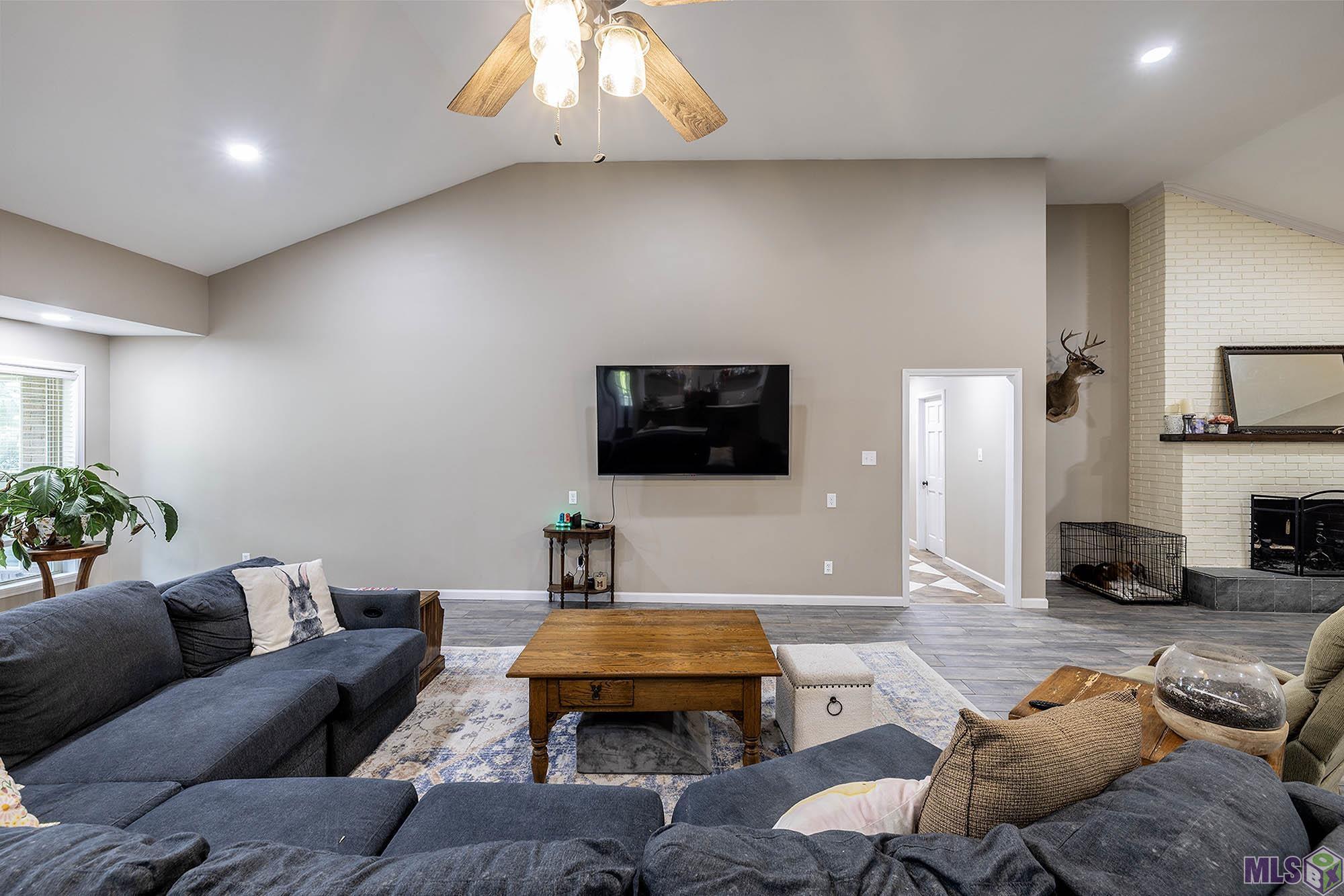 3902 Southdown Mandalay Road Houma, LA 70360 - Photo 19 of 47