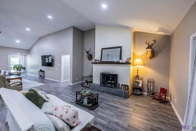 $699,000 | 3902 Southdown Mandalay Road, Houma, LA 70360