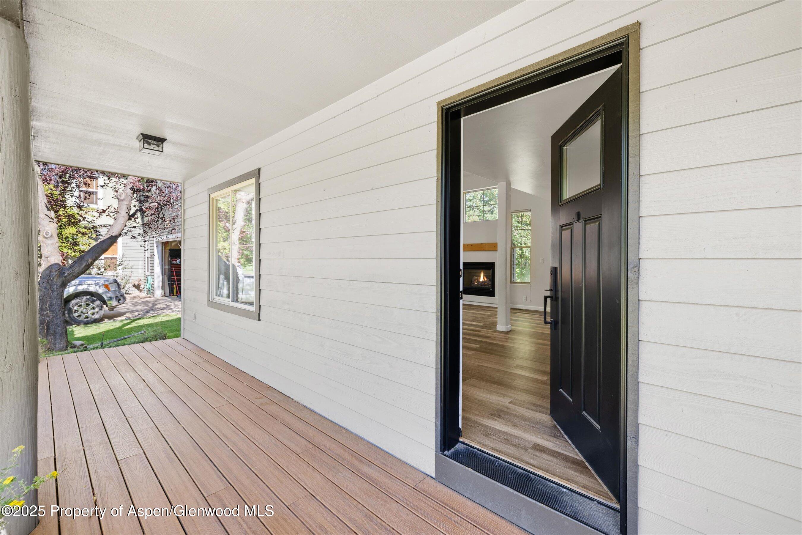 528 Lake Court Basalt, CO 81621 - Photo 2 of 33