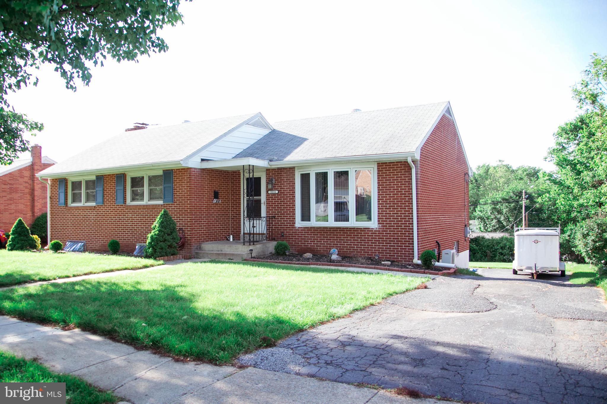 3216 Crest Road Harrisburg, PA 17109 - Photo 2 of 25 Gallery Image 2