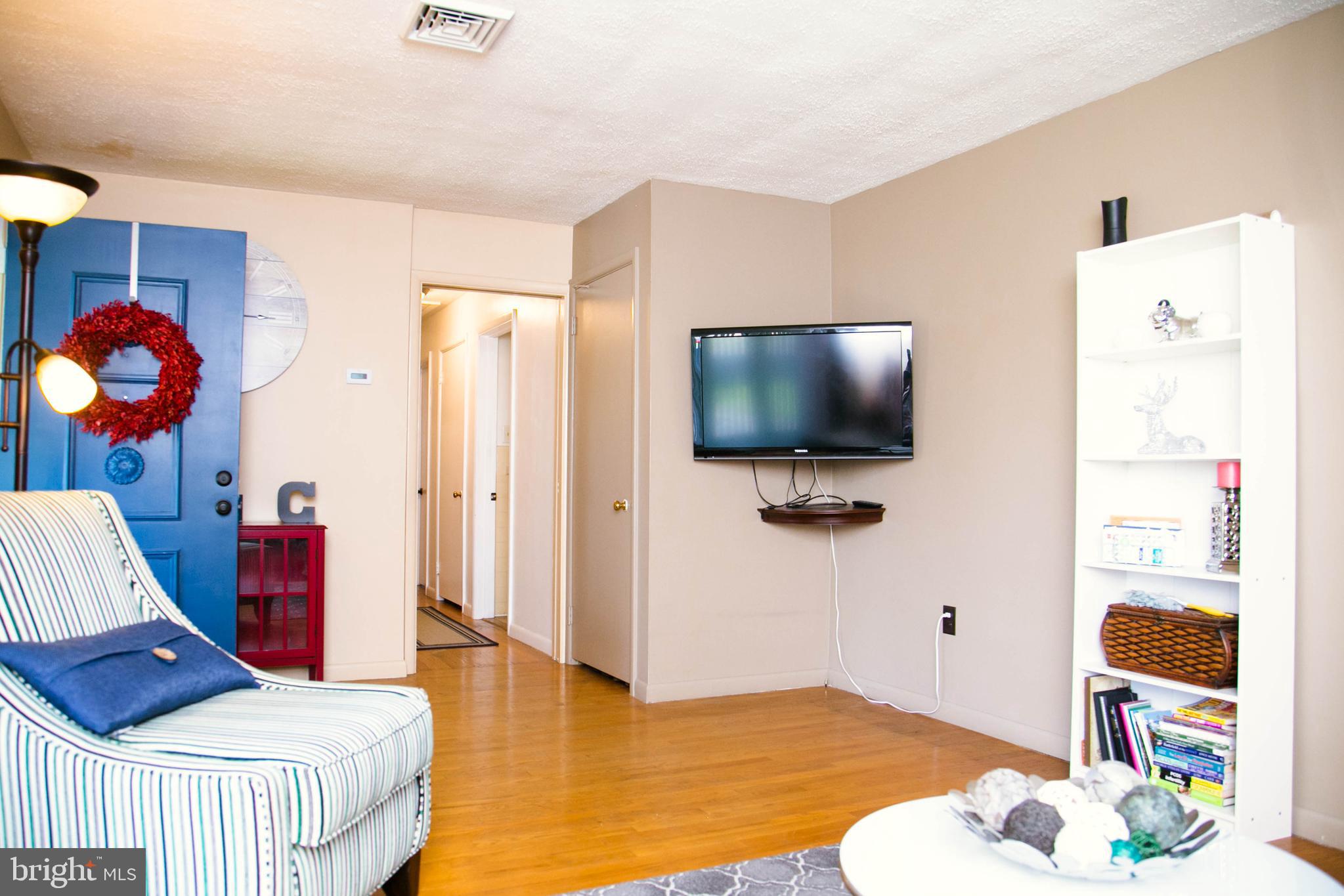 3216 Crest Road Harrisburg, PA 17109 - Photo 5 of 25 Gallery Image 5