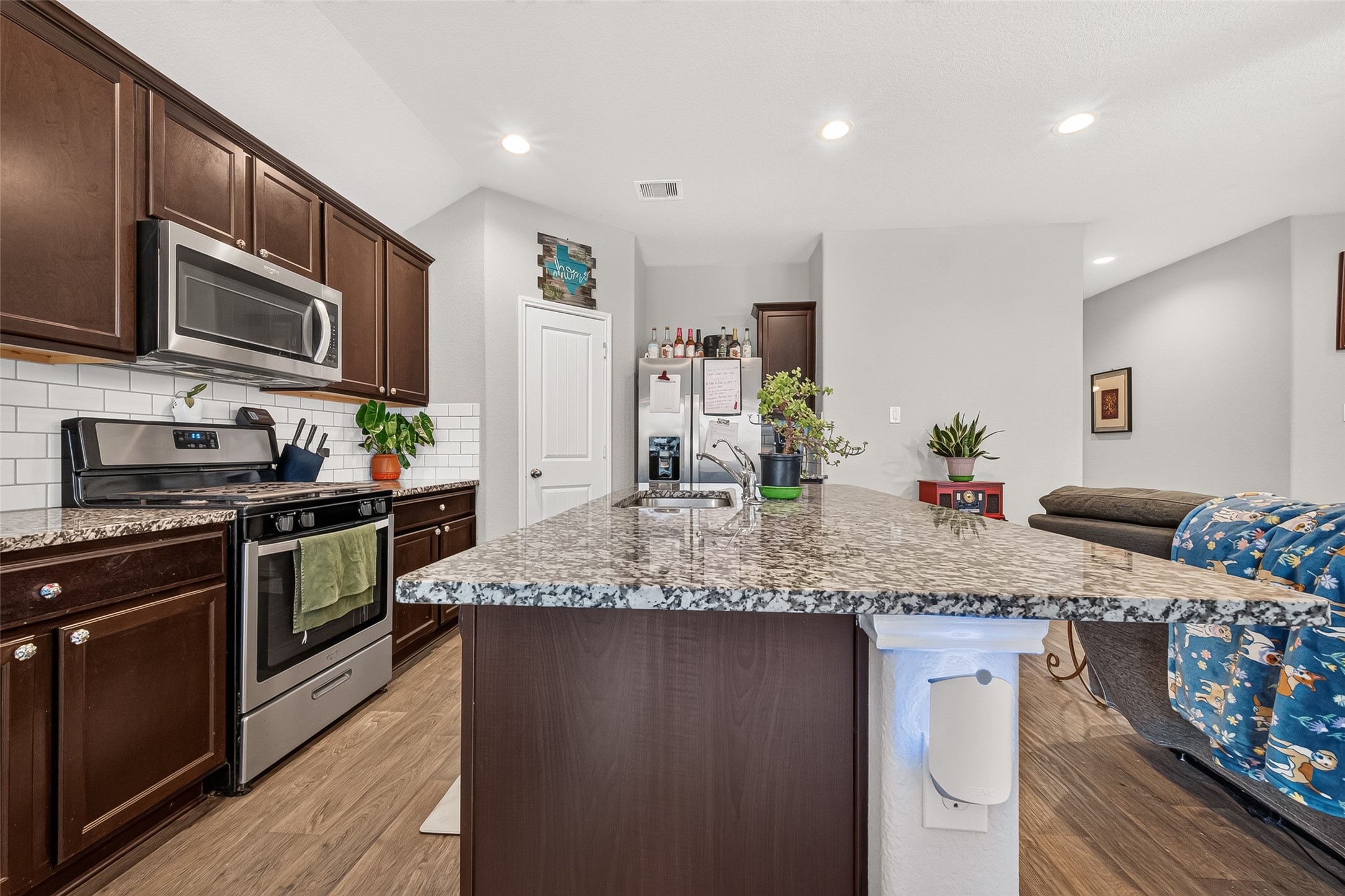 811 Petunia Falls Lane Rosharon, TX 77583 - Photo 15 of 44