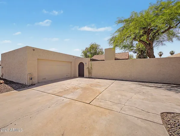 $590,000 | 2119 East Alameda Drive, Tempe, AZ 85282