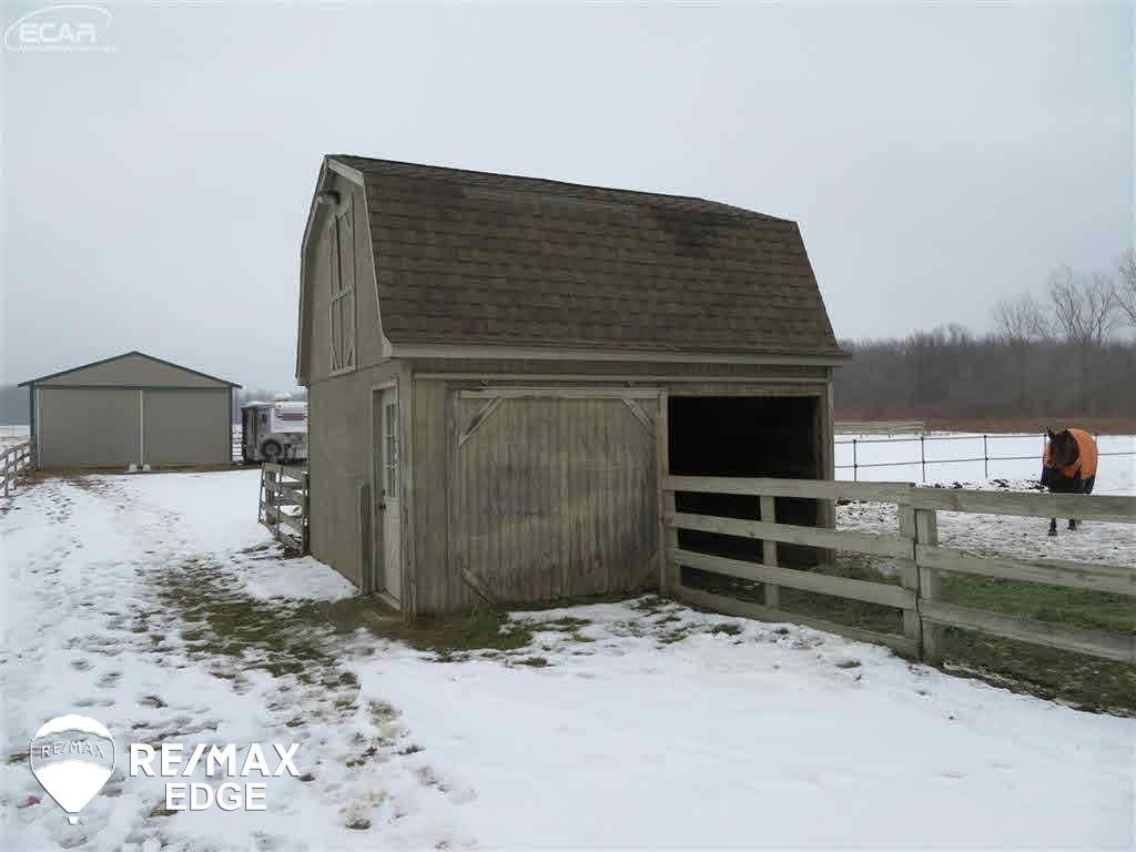11380 West Frances Road Flushing, MI 48433 - Photo 30 of 47 Gallery Image 30