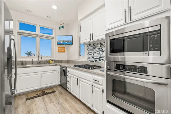 $8,900 | 876 Cofair Court, Solana Beach, CA 92075