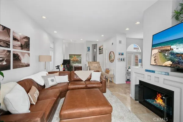 $9,500 | 876 Cofair Court, Solana Beach, CA 92075