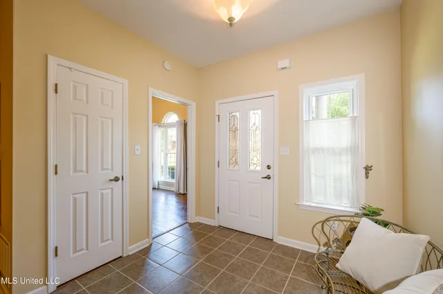 $245,000 | 872 Cardinal Lane, Hernando, MS 38632