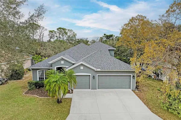 $675,000 | 835 Cedarcrest Court, Sarasota, FL 34232