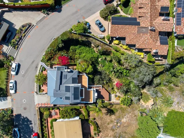 $4,875,000 | 622 Kalamath Drive, Del Mar, CA 92014