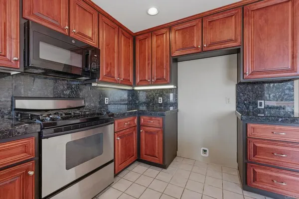 $4,875,000 | 622 Kalamath Drive, Del Mar, CA 92014