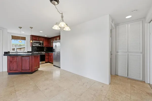 $4,875,000 | 622 Kalamath Drive, Del Mar, CA 92014