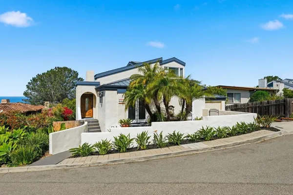$4,875,000 | 622 Kalamath Drive, Del Mar, CA 92014