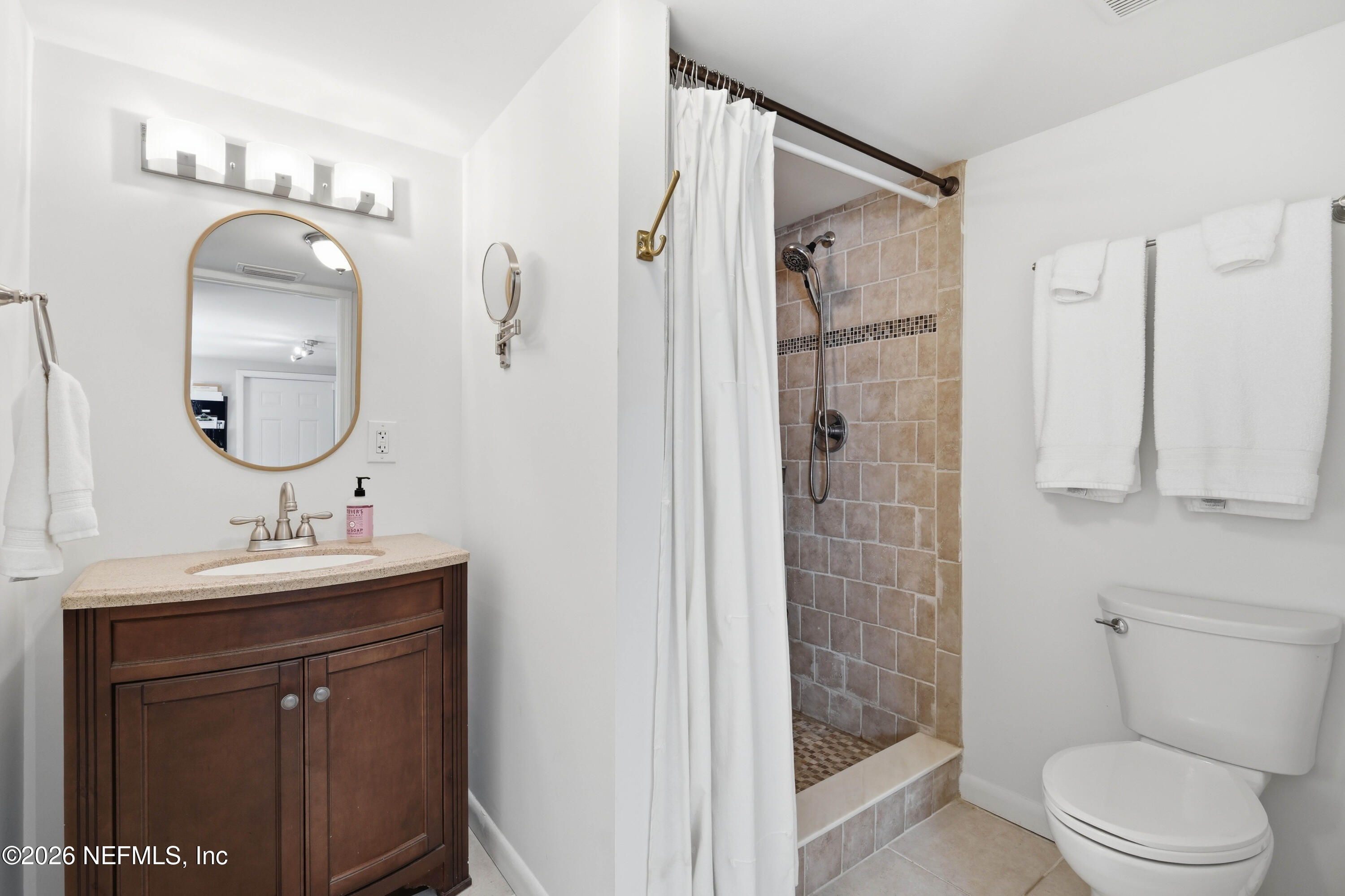 1692 Pershing Road Jacksonville, FL 32205 - Photo 21 of 27 Cottage Bathroom