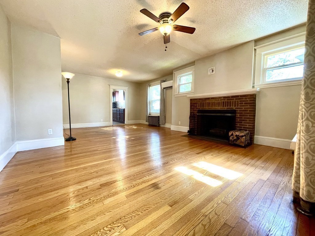 1341 Bay Street Springfield, MA 01109 - Photo 6 of 36 Gallery Image 6