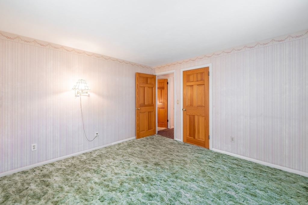 16 Sonia Street Springfield, MA 01119 - Photo 7 of 42