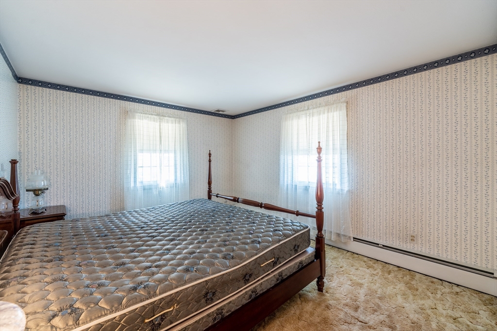 16 Sonia Street Springfield, MA 01119 - Photo 8 of 42