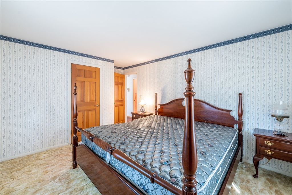 16 Sonia Street Springfield, MA 01119 - Photo 10 of 42