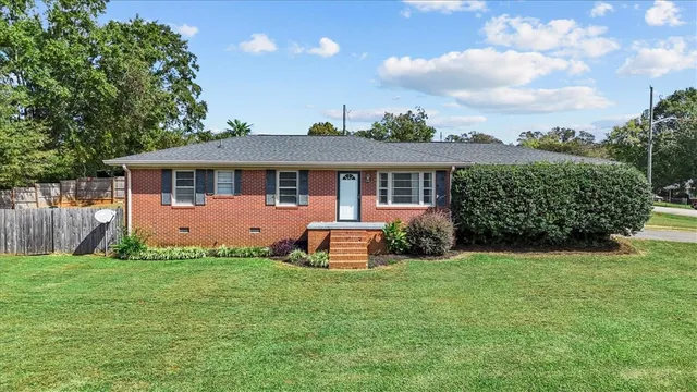 $290,000 | 101 Pleasant Drive, Seneca, SC 29678