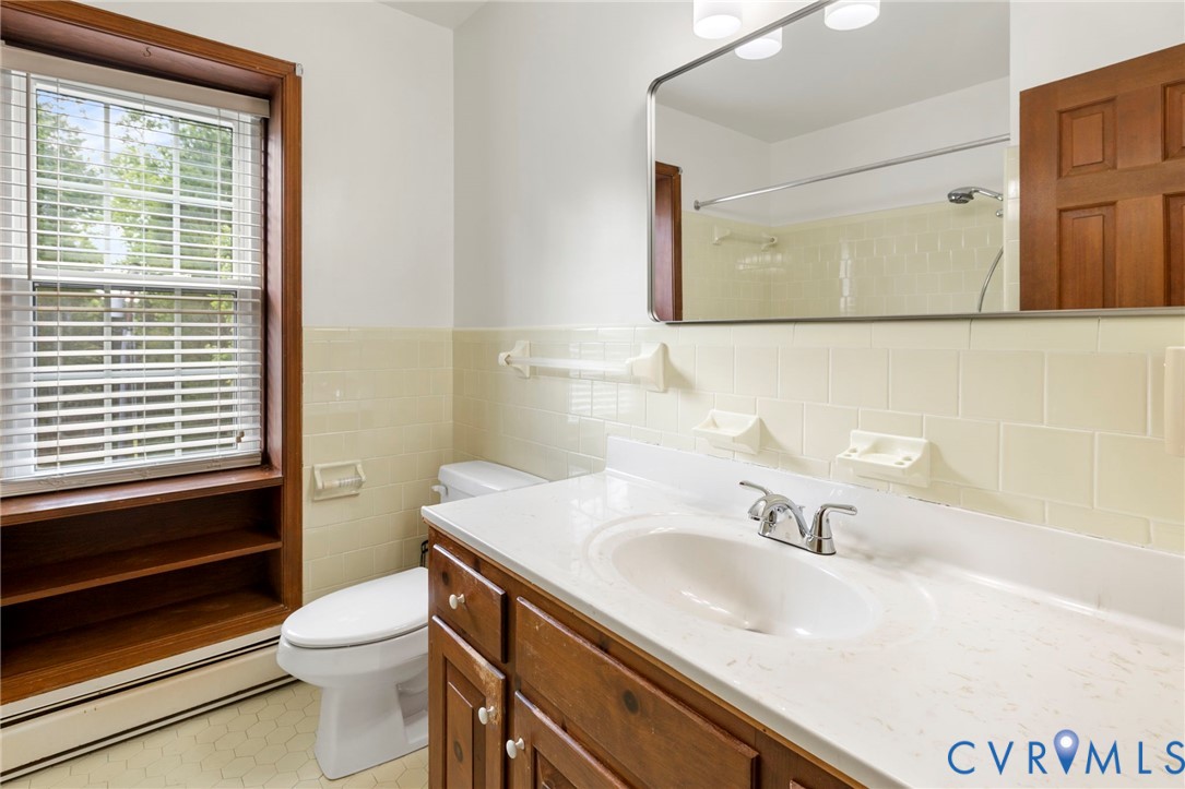 10706 Lunswood Road Chester, VA 23831 - Photo 25 of 33