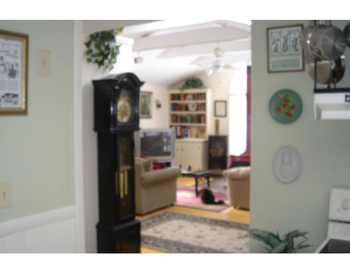 32 Longmeadow Road Beverly, MA 01915 - Photo 11 of 24 Gallery Image 11