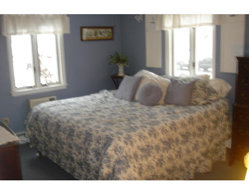 32 Longmeadow Road Beverly, MA 01915 - Photo 21 of 24 Gallery Image 21